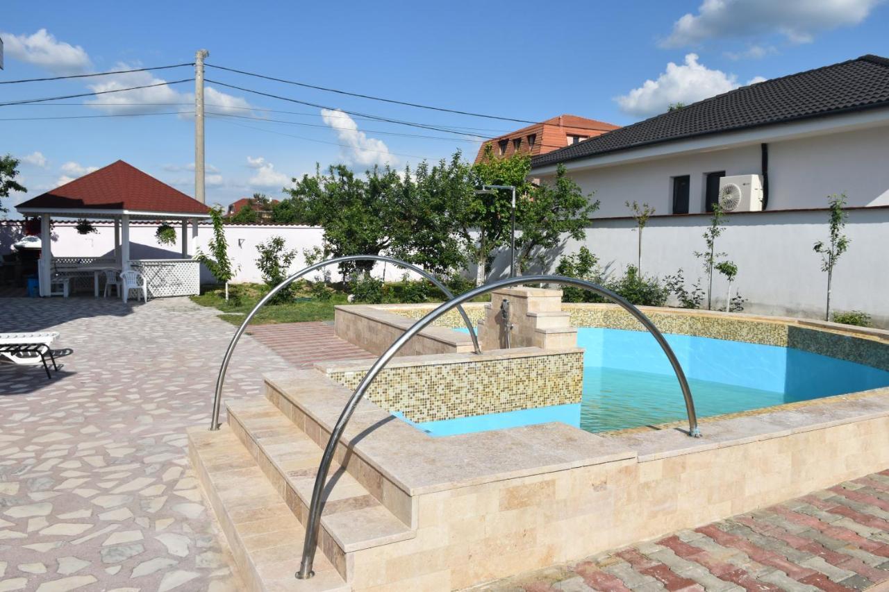 Vila Angela Felix Hotel Sanmartin Bagian luar foto