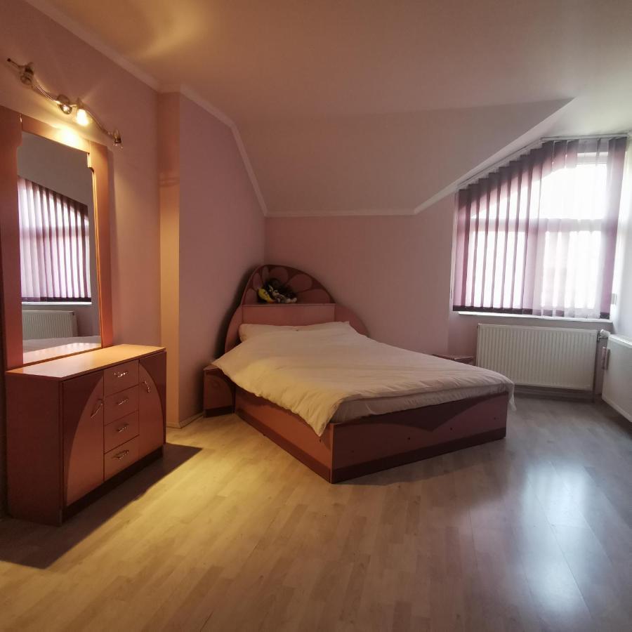 Vila Angela Felix Hotel Sanmartin Bagian luar foto