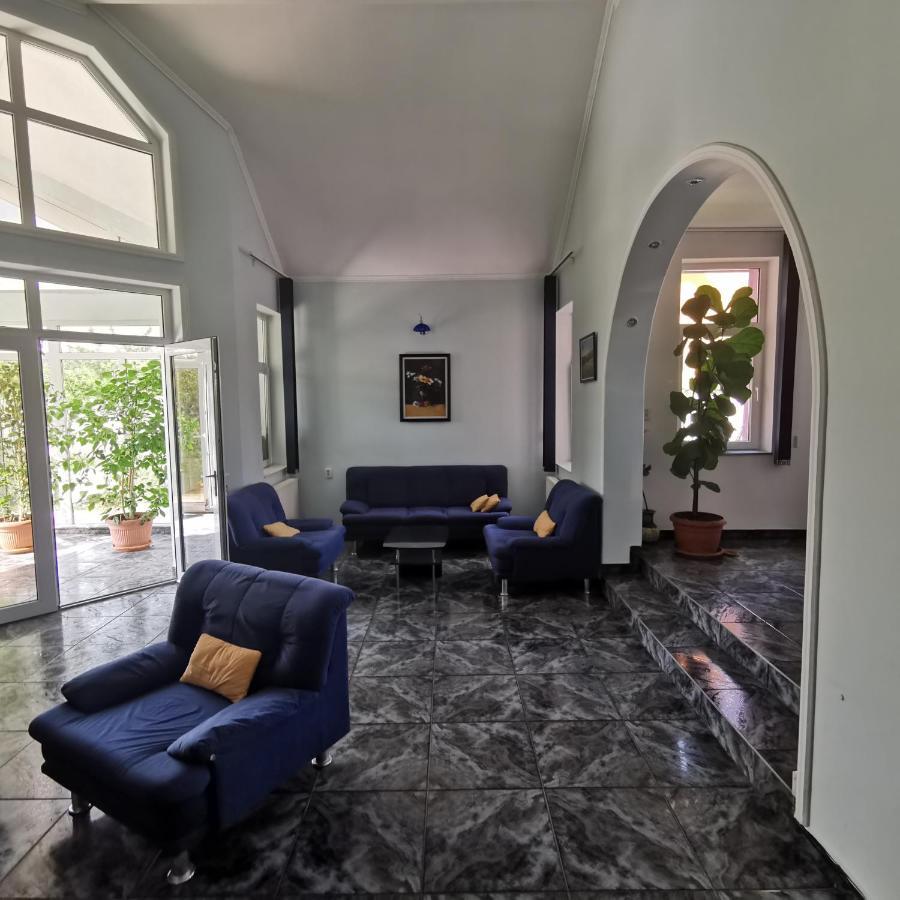 Vila Angela Felix Hotel Sanmartin Bagian luar foto