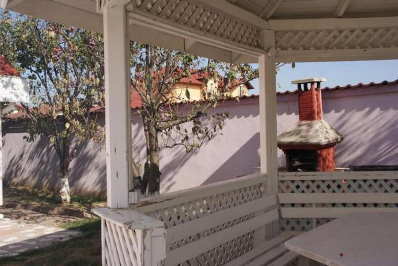 Vila Angela Felix Hotel Sanmartin Bagian luar foto