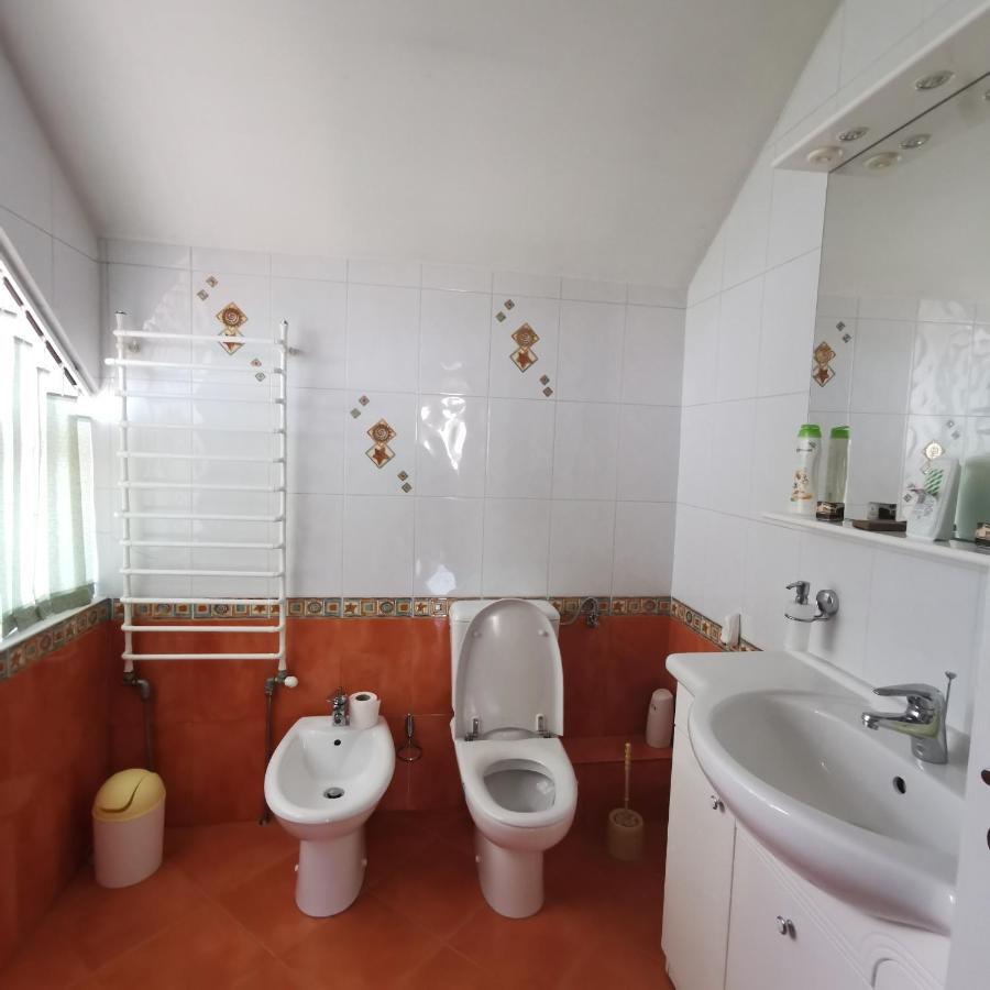 Vila Angela Felix Hotel Sanmartin Bagian luar foto