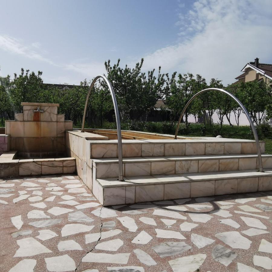 Vila Angela Felix Hotel Sanmartin Bagian luar foto